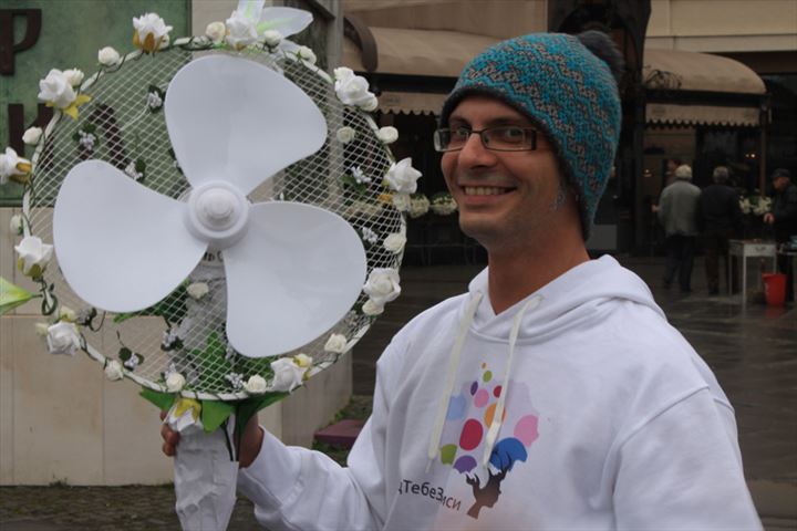  /> </div>
</body></html>